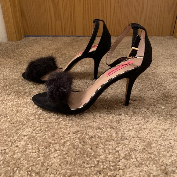 Betsey Johnson Shoes - Betsey Johnson Black harpur stiletto heels 8